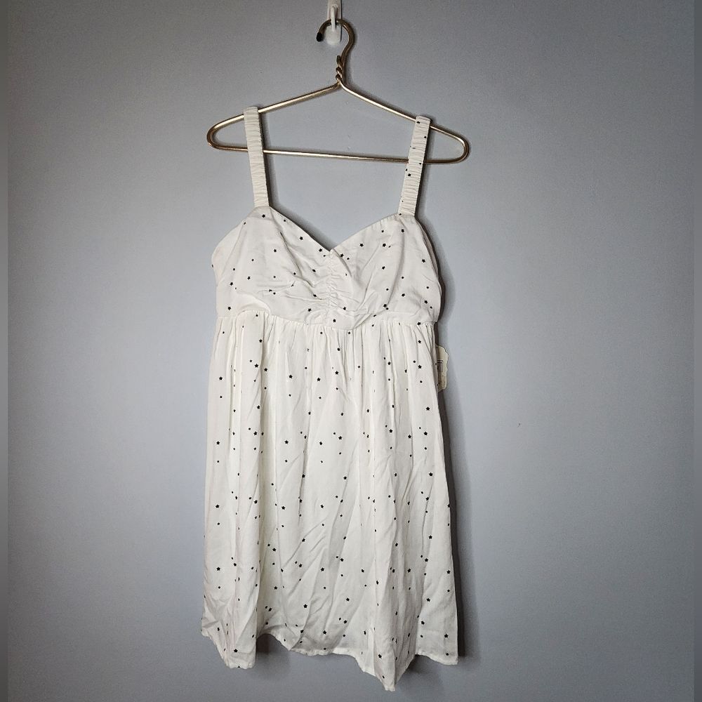 Alter’d State Babydoll Short Dress White Wstar Pattern Sleeveless Summer Dress L